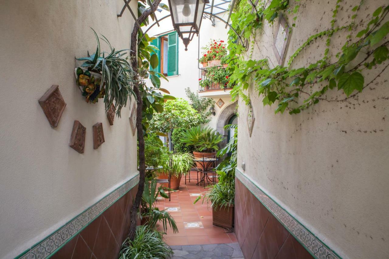 Villa Elisa Holiday Home ソレント エクステリア 写真